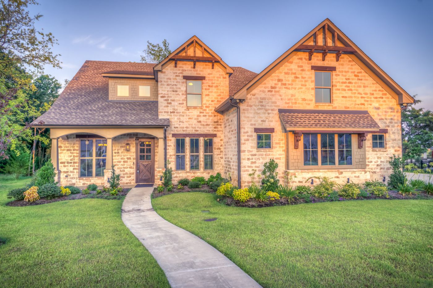 Michigan suburban home — statewide local insurance review directory